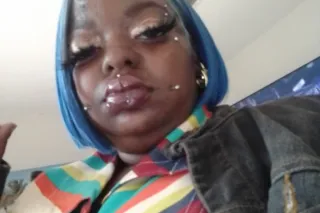 40yearsolder love sucking dick... - Image 2