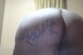 40yearsolder love sucking dick... - Image 4