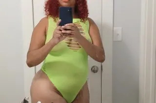 jxn baddie must be 36+ must ft verify if u can text me - Image 1