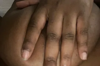 Cum see how this bbw get's down daddy👅😜.. - Image 1