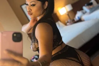 *NEW TO TOWN * Upscale latina bombshell🌟💕 - Image 4