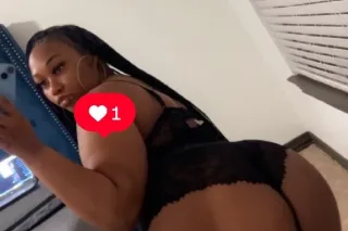 💦 COME SEE ME BABY 💦 - Image 1